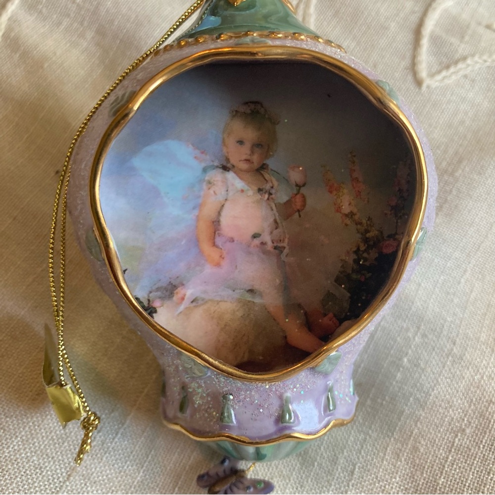 VintageHeirloom Porcelain 2000 Bradford edition Pink/Green Garden Fairy Ornament